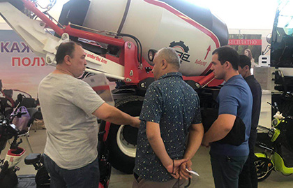 Caso mezclador de autocarga